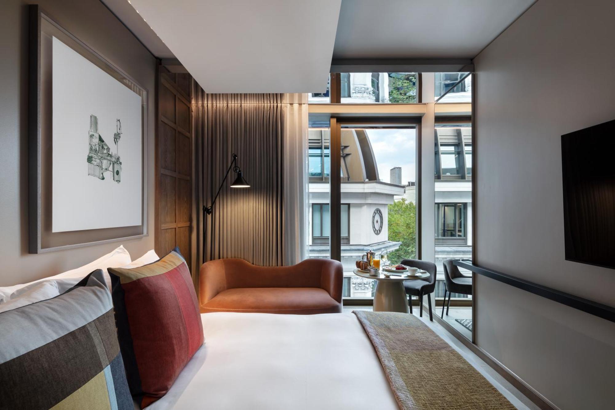 The Londoner Hotel Bagian luar foto